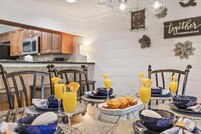 Gallery image of Good Vibes Only Villa at Edgewater Beach Resort in Panama City Beach