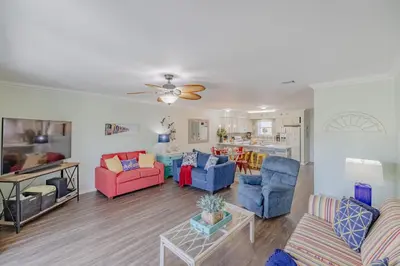 Gallery image of Meribella's Escape at Gulf Highlands Beach Resort in Panama City Beach