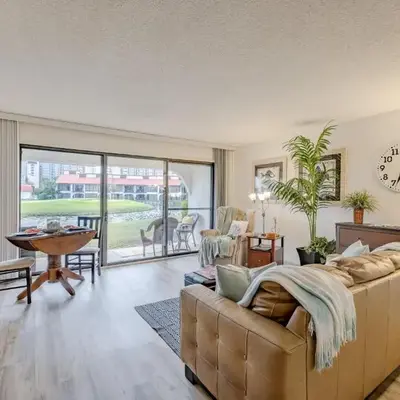 Seas the Day at Edgewater Beach Resort