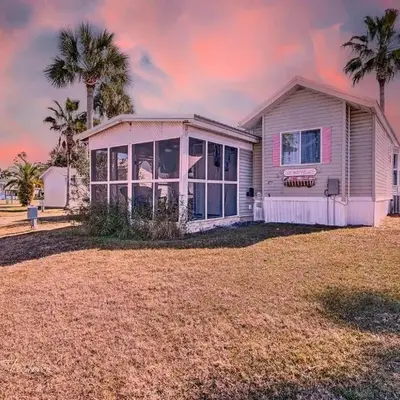 Enjoy your quiet vacation at Butler's Beach Retreat!