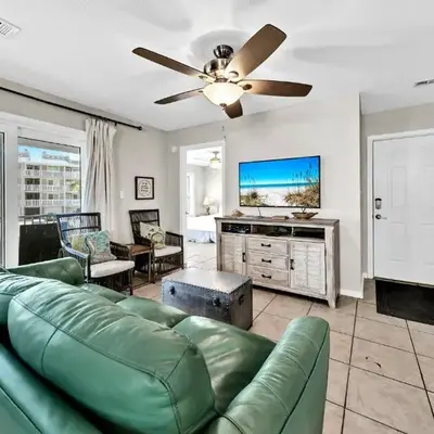 Beachside Villas 823