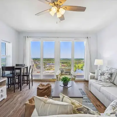 Seaside Harmony - Stunning High-Rise Resort Condo