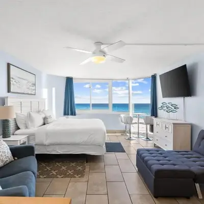 Beach Front Ocean View Condo - Top of the Gulf 615