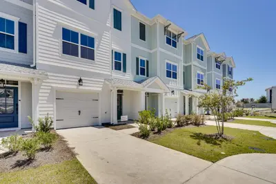 Gallery image of 3 Mi to Pier Park PCB Townhome with Pool and Dog Park in Panama City Beach