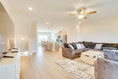 Gallery image of 3 Mi to Pier Park PCB Townhome with Pool and Dog Park in Panama City Beach