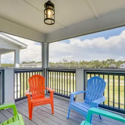 3 Mi to Pier Park PCB Townhome with Pool and Dog Park