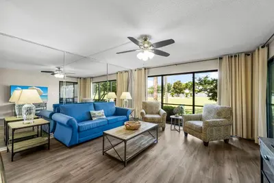 Gallery image of Edgewater Golf Villas #2001 in Panama City Beach