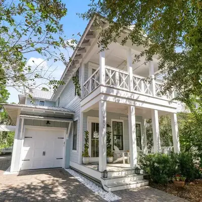 Seagrove Escape Refreshed plus Shared Pool