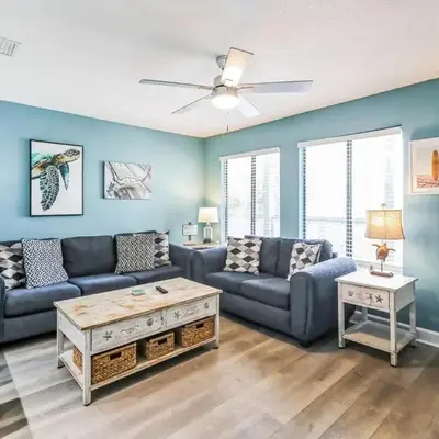 Stylish Blue Getaway - Beach Access - Shared Pool