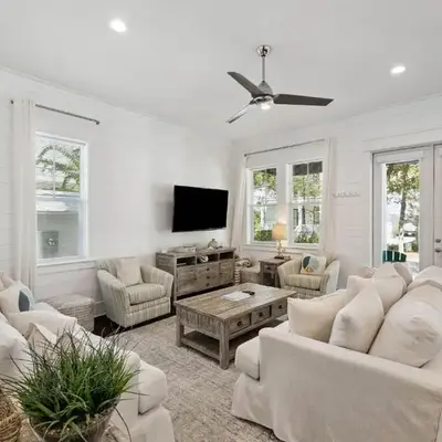 NEW! Fall Break OPEN 4 BR