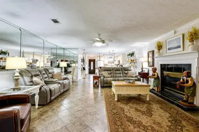 Gallery image of Walk to Shore Getaway with Resort Perks in PCB! in Panama City Beach