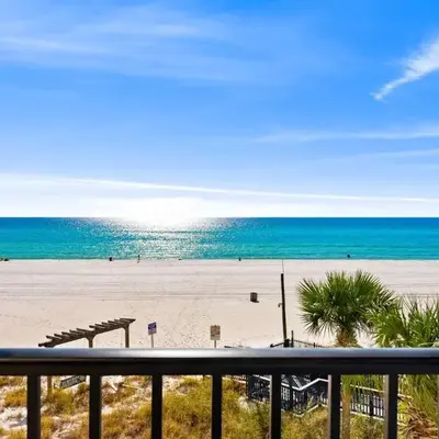 Amazing Gulf Views! Resort! Beach Chair Service by Dolce Vita Getaways PCB