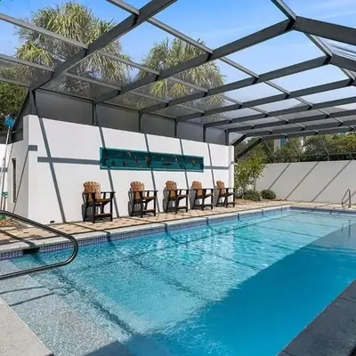 Gulf Escape - 30A Beach House Near the Beach with a Large Pool Space