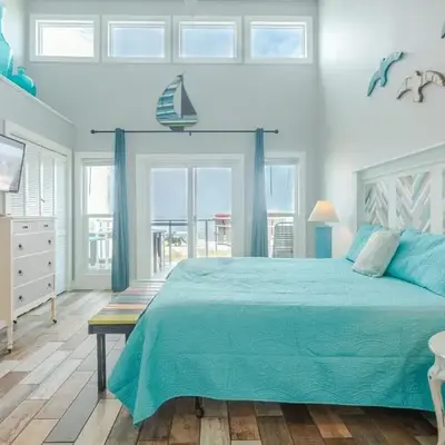 Emerald Seascape! Gulf front! Dog friendly!