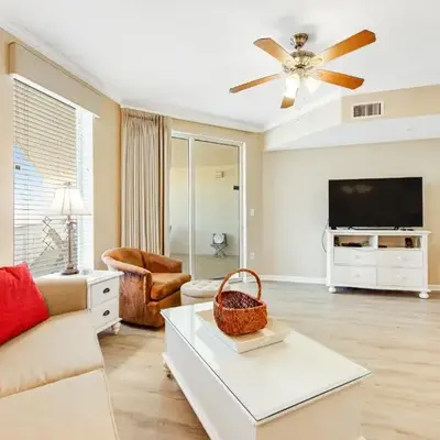 Charming suite with spacious balcony pools tennis & pickleball