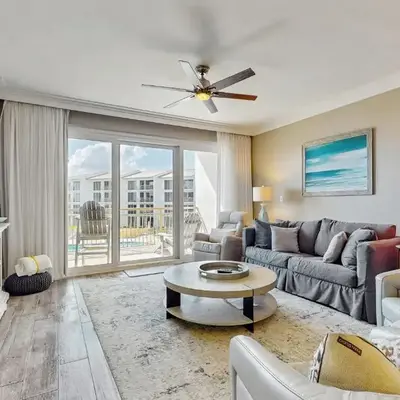 Amazing Santa Rosa Beach condo with pool hot tub & pickleball