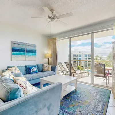 Spacious getaway with Gulf view beach access tennis & pickleball