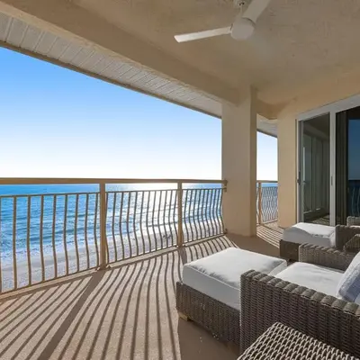 Luxuriously renovated condo with Gulf views beach access pool & hot tub