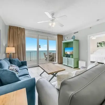 Twin Palms 804