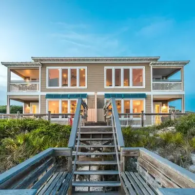 Pelican Paradise