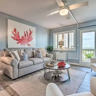 PCB Beachfront Coastal Abode at Pinnacle Port!