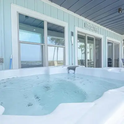 The Tourist Trap - Heated Private Beachfront Pool! Gorgeous!!!