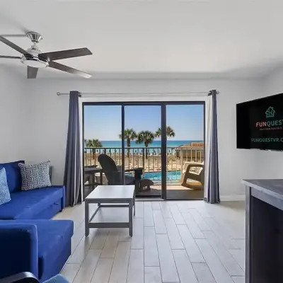 The Summit 220