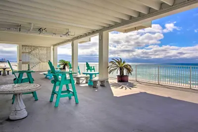 Gallery image of Breezy PCB Studio with Direct Beach Access! in Panama City Beach