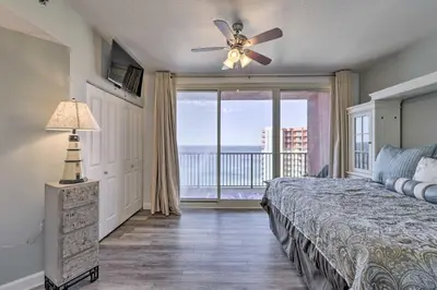 Gallery image of PCB Resort Condo with Ocean Views, Pool Access! in Panama City Beach