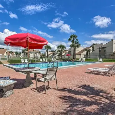 Cozy PCB Condo Less Than half Mile to Public Beach Access!