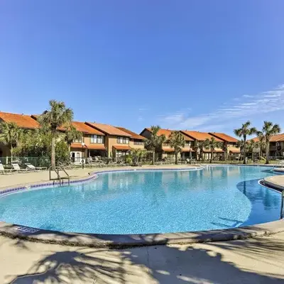 Panama City Beach Townhome - Walk to Beach!