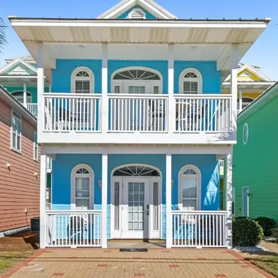 Summer Towne by Panhandle Getaways