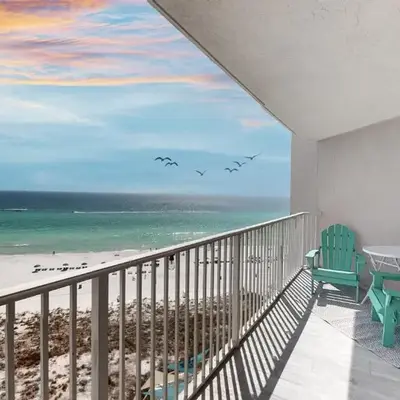 Beachfront - Renovated - Gulf view Bedroom - FLPCB5