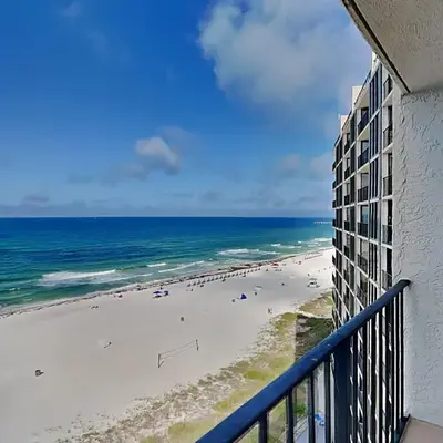Edgewater Tower III 907