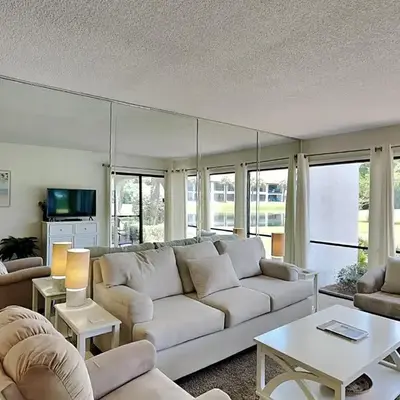 Edgewater Villa #703
