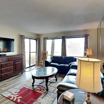 Edgewater Villa #902