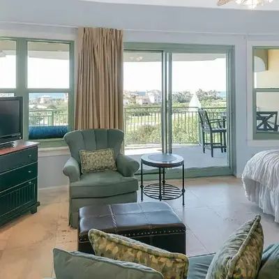 Inn At Seacrest 405