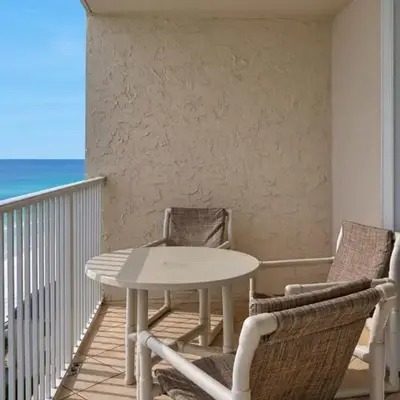 Beachcrest 902