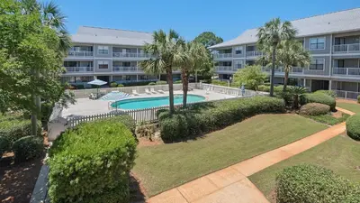 Gallery image of Beachwood Villas 12H in Santa Rosa Beach