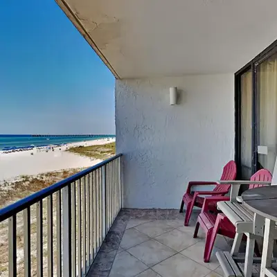 Edgewater Windward #204