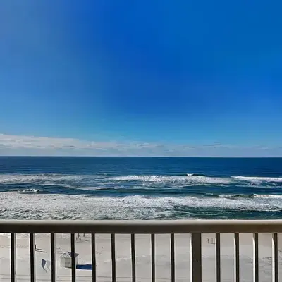 Majestic Beach Towers I #913