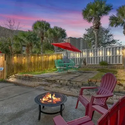 Beach Haven - Seasonal Hot Tub