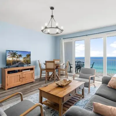 Stunning Ocean Views! Resort Beach Condo! Sleeps 8! by Dolce Vita Getaways PCB