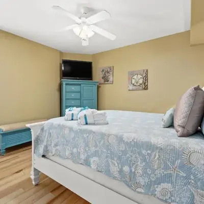 CORNER UNIT! Beach Views! FREE WIFI! 3-Bed
