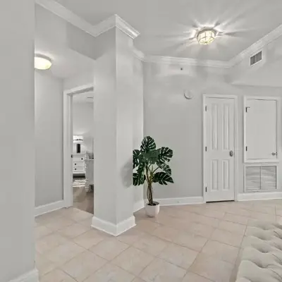 Luxury Beachfront Condo w/ 2 Balconies! Sleeps 8! Walk to Pier Park!