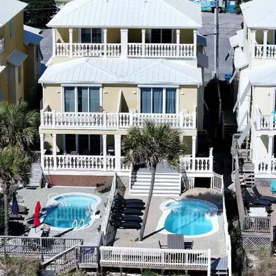Just Beachy - 5 Bedroom 5 Bathroom Beach Front Home! Sleeps 20 home