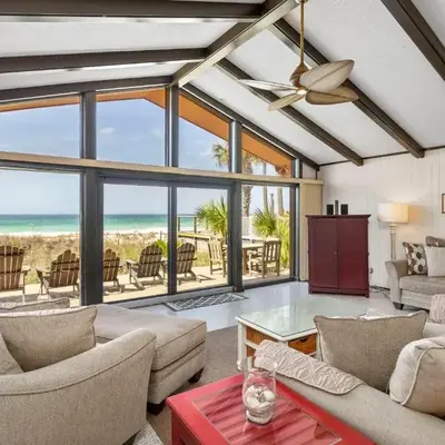 GULF FRONT 3BD/2BA Home with private beach access!