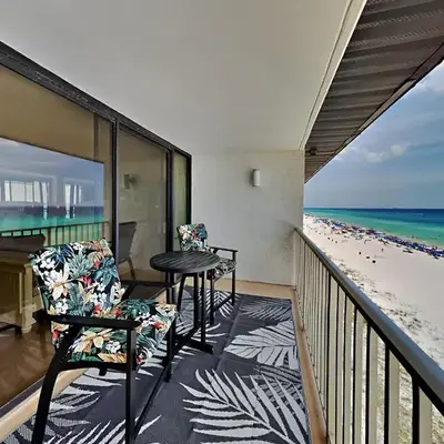 Edgewater Leeward #603